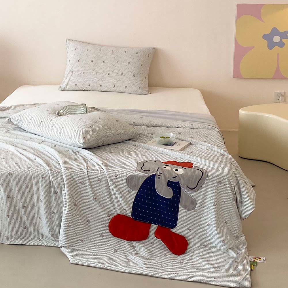 Willowmere Red-Cap Elephant Applique Embroidery Instant-Cooling Summer Quilt - image 2