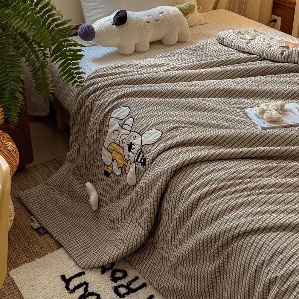 Willowmere Curly Pup Cotton Linen Applique Hand-Stitched Quilt - image 7